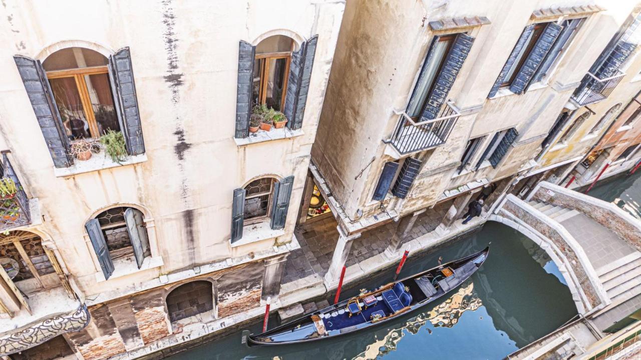Ca' Emma San Marco - Canal View * Venetië